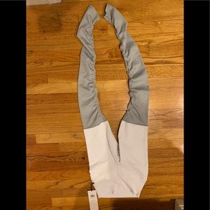 Alo Yoga High-Waist Goddess legging XS